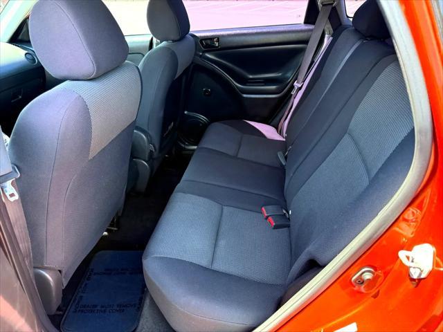 used 2005 Pontiac Vibe car, priced at $2,800
