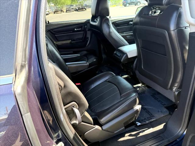 used 2015 Chevrolet Traverse car, priced at $9,988