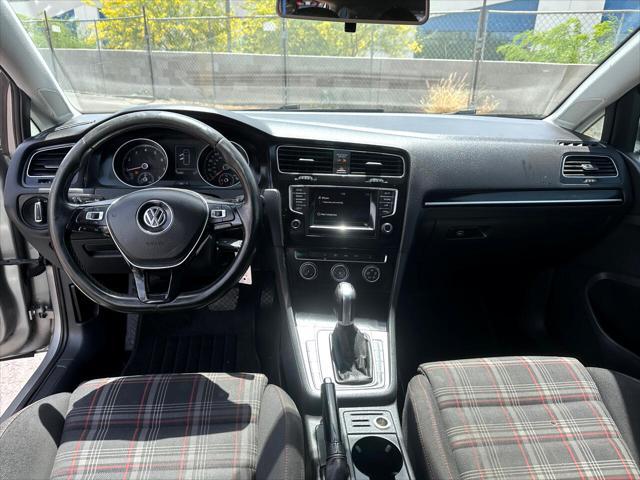 used 2015 Volkswagen Golf SportWagen car, priced at $9,488