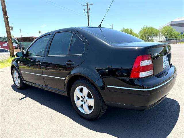 used 2005 Volkswagen Jetta car, priced at $5,777