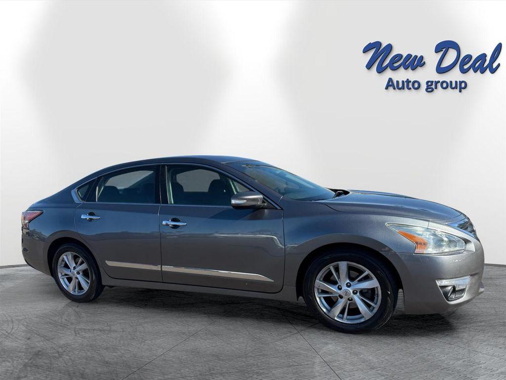 used 2014 Nissan Altima car, priced at $7,988