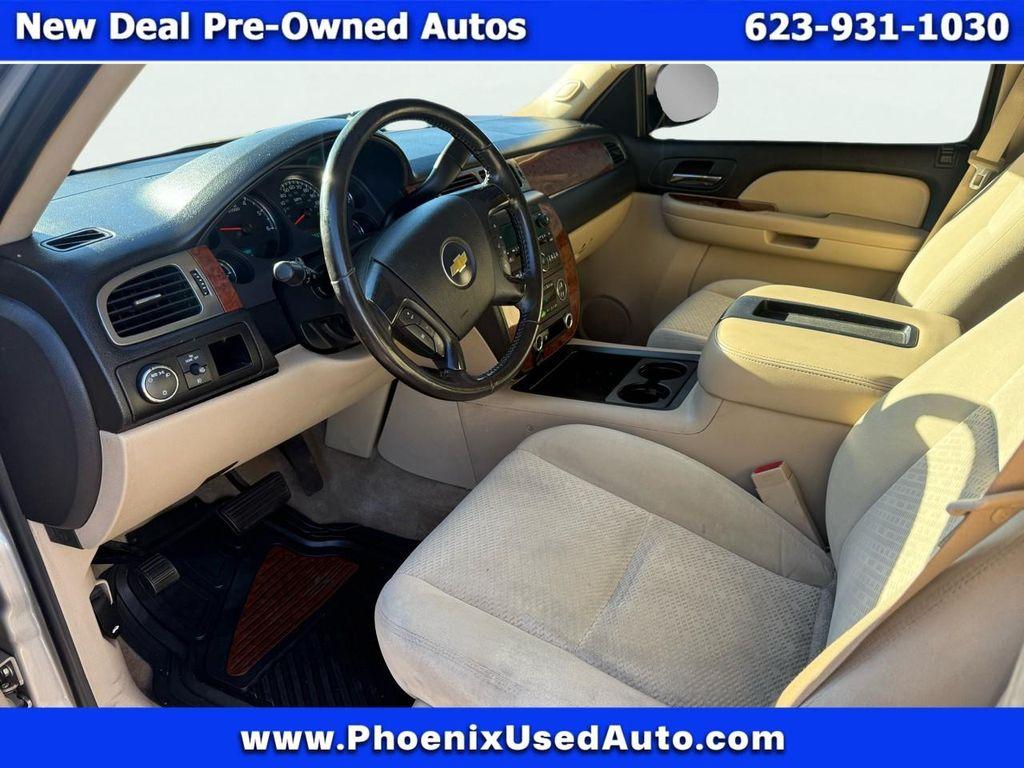 used 2007 Chevrolet Avalanche car, priced at $11,988