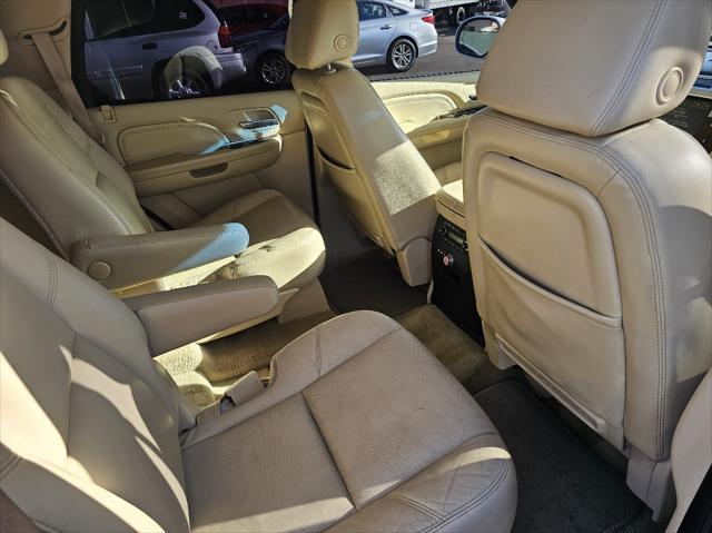 used 2007 Cadillac Escalade car, priced at $11,777