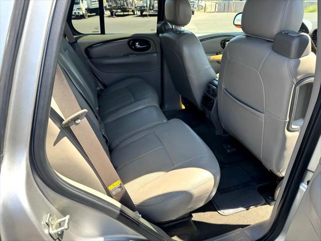 used 2004 Buick Rainier car, priced at $5,777
