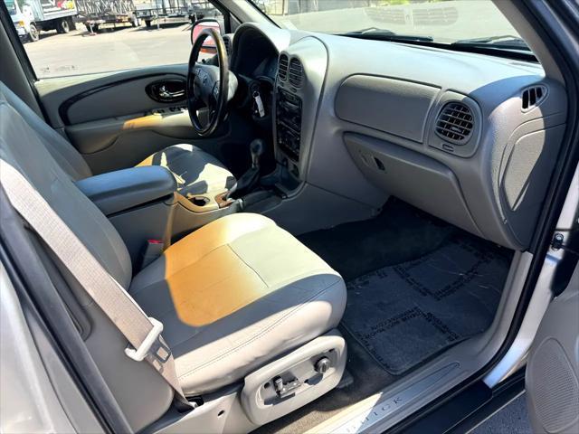 used 2004 Buick Rainier car, priced at $5,777