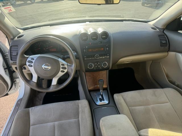 used 2009 Nissan Altima car, priced at $7,777