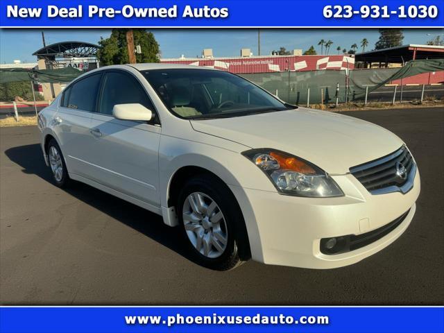 used 2009 Nissan Altima car, priced at $7,777