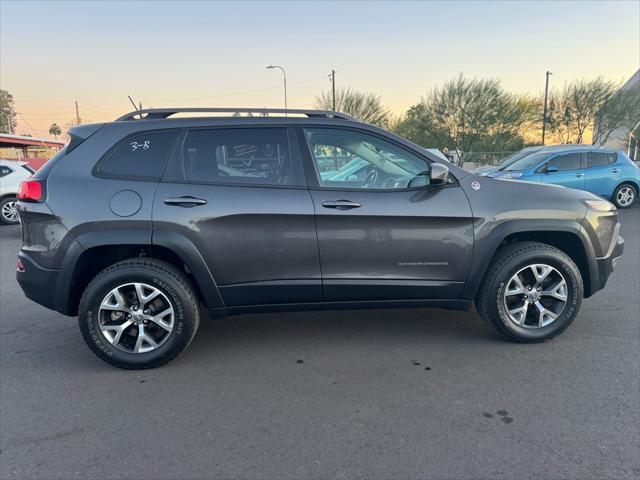 used 2014 Jeep Cherokee car, priced at $10,488