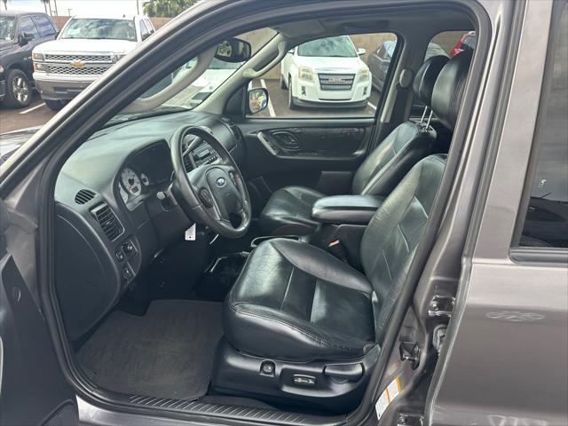 used 2004 Ford Escape car, priced at $6,988