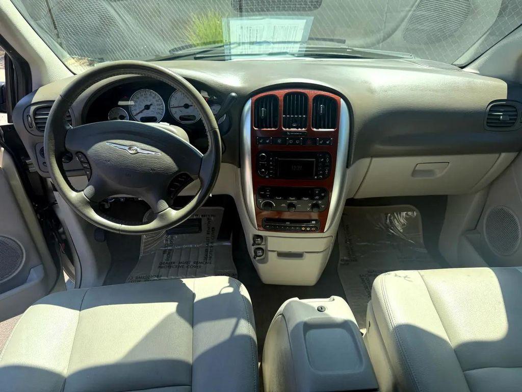 used 2007 Chrysler Town & Country car, priced at $7,988