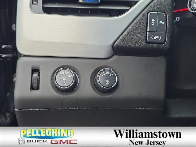 used 2019 GMC Yukon car, priced at $25,995