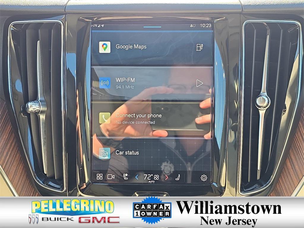 used 2022 Volvo XC60 Recharge Plug-In Hybrid car, priced at $35,495