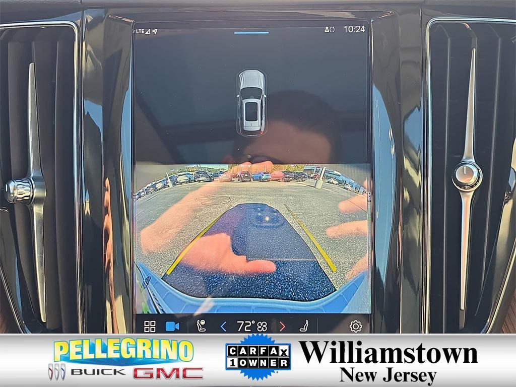 used 2022 Volvo XC60 Recharge Plug-In Hybrid car, priced at $35,495