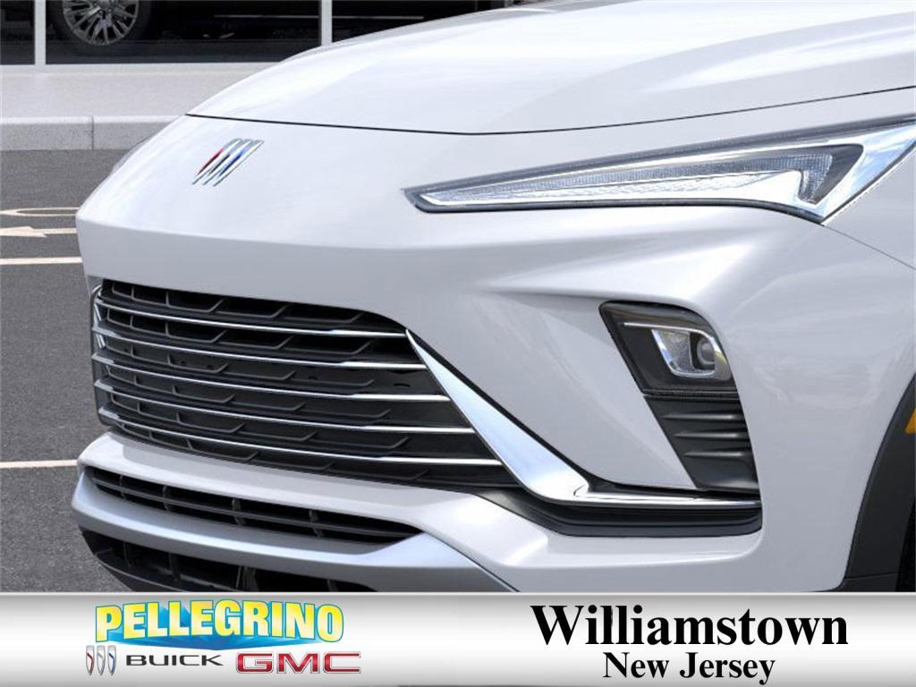 new 2025 Buick Envista car, priced at $25,790
