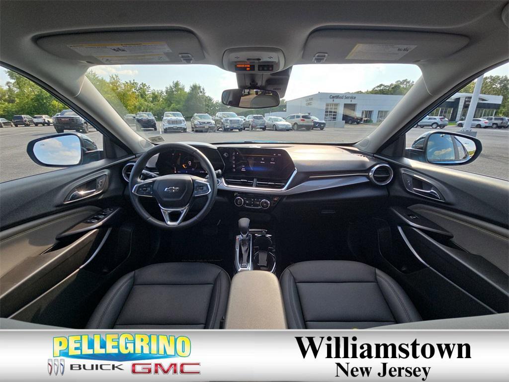 used 2025 Chevrolet Trax car, priced at $24,995