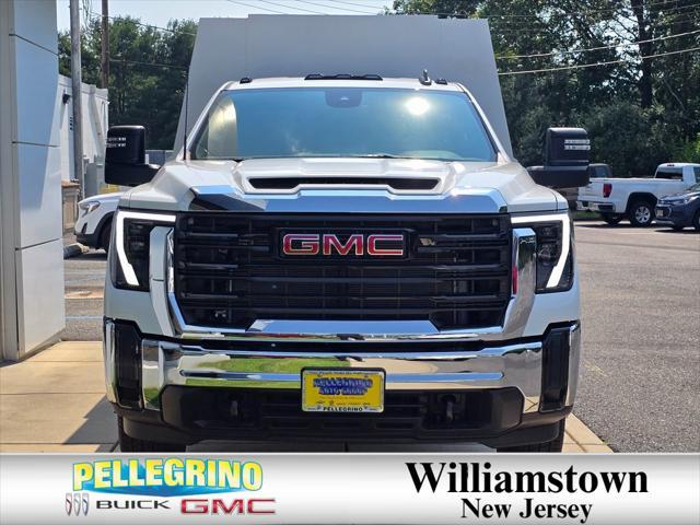 new 2024 GMC Sierra 3500 car, priced at $52,768