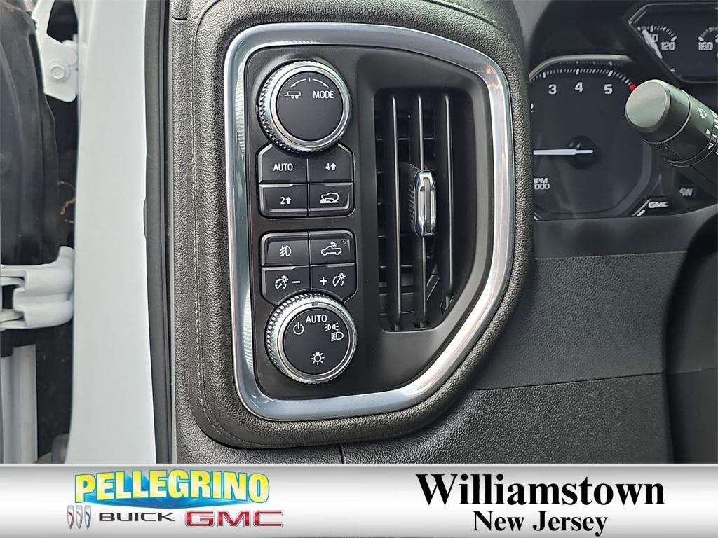 used 2022 GMC Sierra 1500 car, priced at $38,415