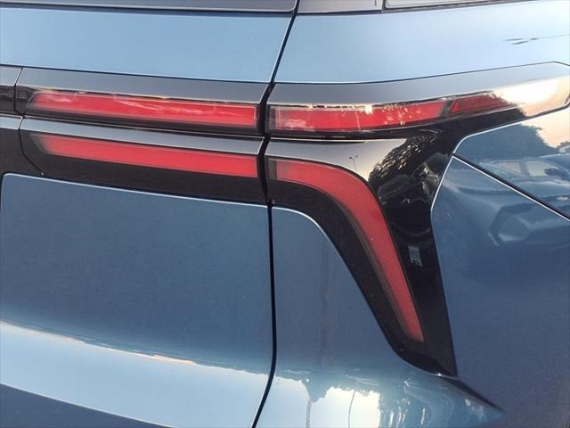 new 2025 Chevrolet Traverse car, priced at $40,290