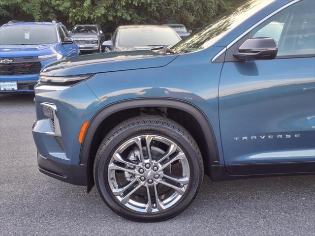 new 2025 Chevrolet Traverse car, priced at $40,290