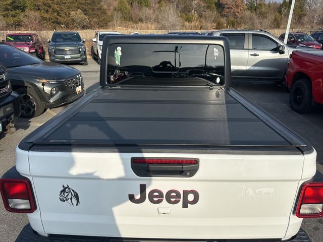 used 2022 Jeep Gladiator car, priced at $37,000