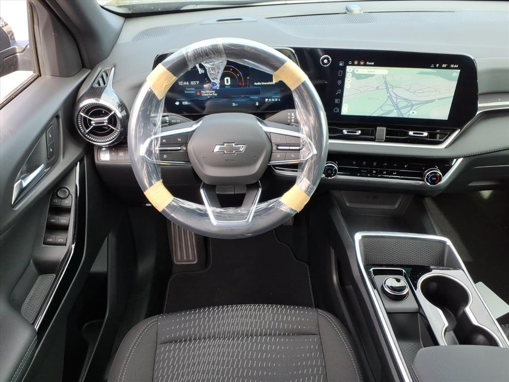 new 2026 Chevrolet Equinox car, priced at $25,835