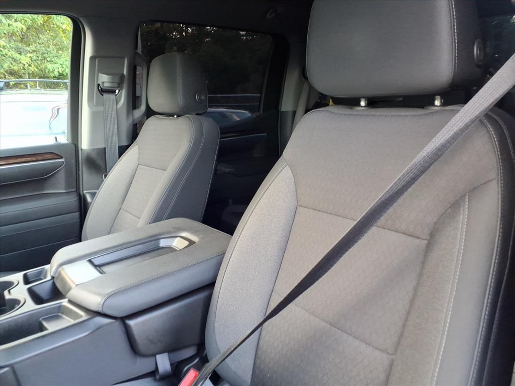 used 2025 GMC Sierra 1500 car, priced at $52,146