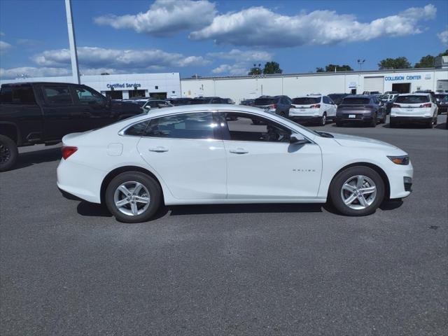 new 2025 Chevrolet Malibu car, priced at $24,690