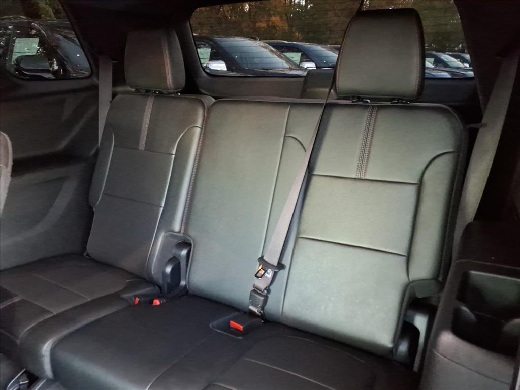 used 2023 Chevrolet Traverse car, priced at $35,931