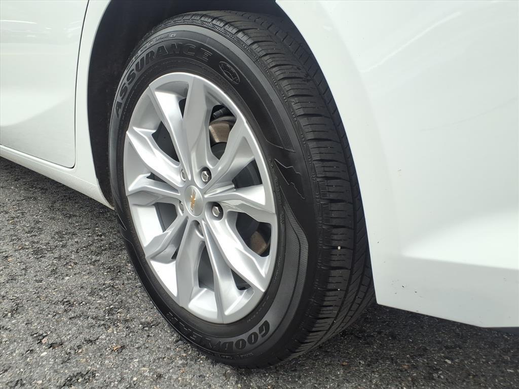 used 2024 Chevrolet Malibu car, priced at $17,362