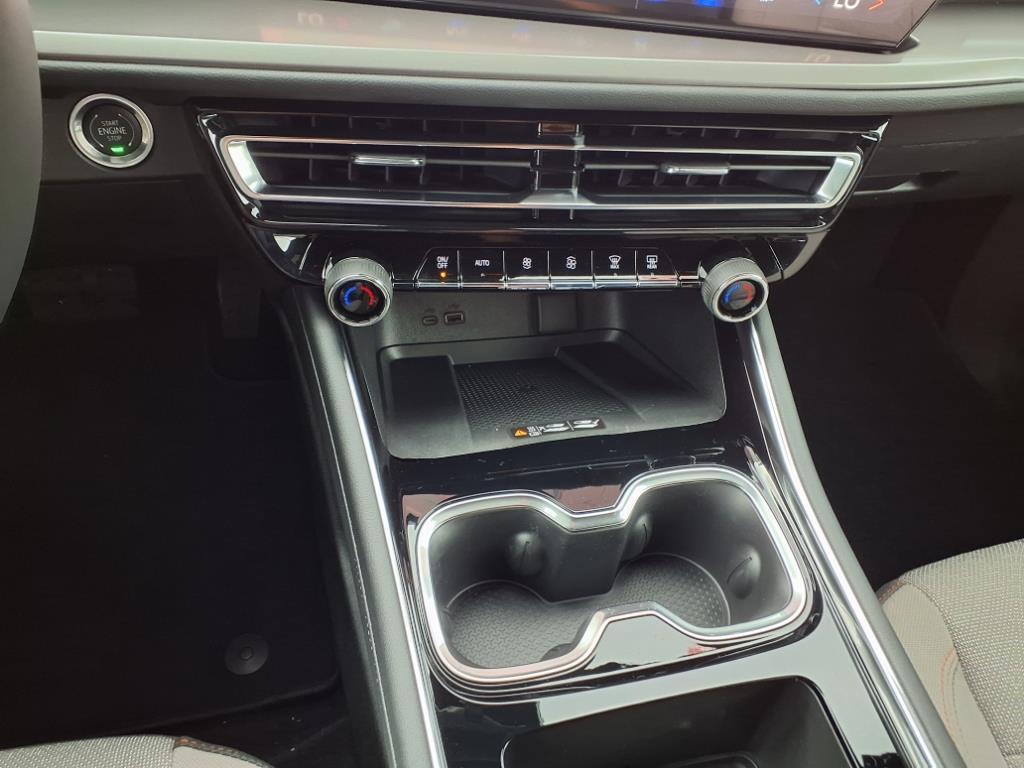 new 2026 Chevrolet Traverse car, priced at $42,855