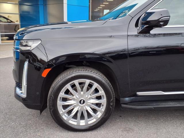 used 2023 Cadillac Escalade ESV car, priced at $75,560