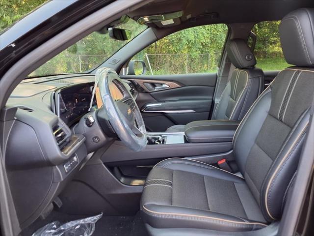 new 2025 Chevrolet Traverse car, priced at $52,595