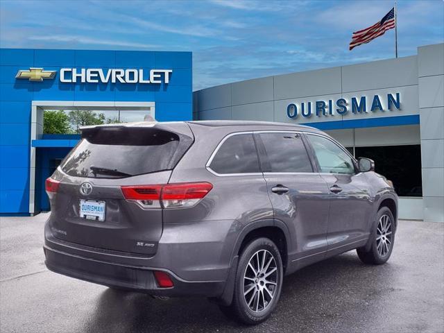 used 2017 Toyota Highlander car, priced at $23,114