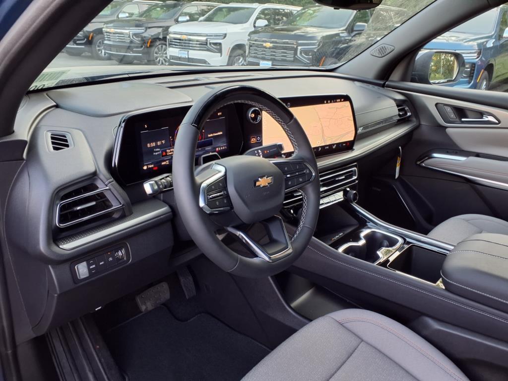 new 2026 Chevrolet Traverse car, priced at $47,905