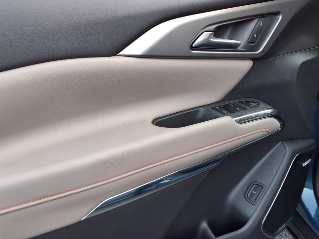 new 2026 Chevrolet Traverse car, priced at $47,905