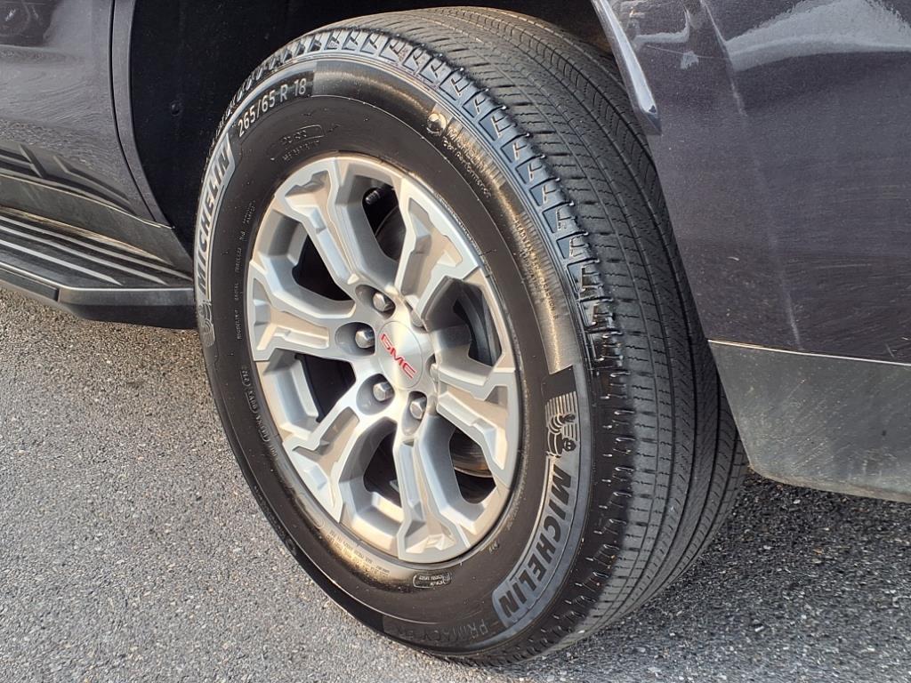 used 2023 GMC Yukon car, priced at $43,979
