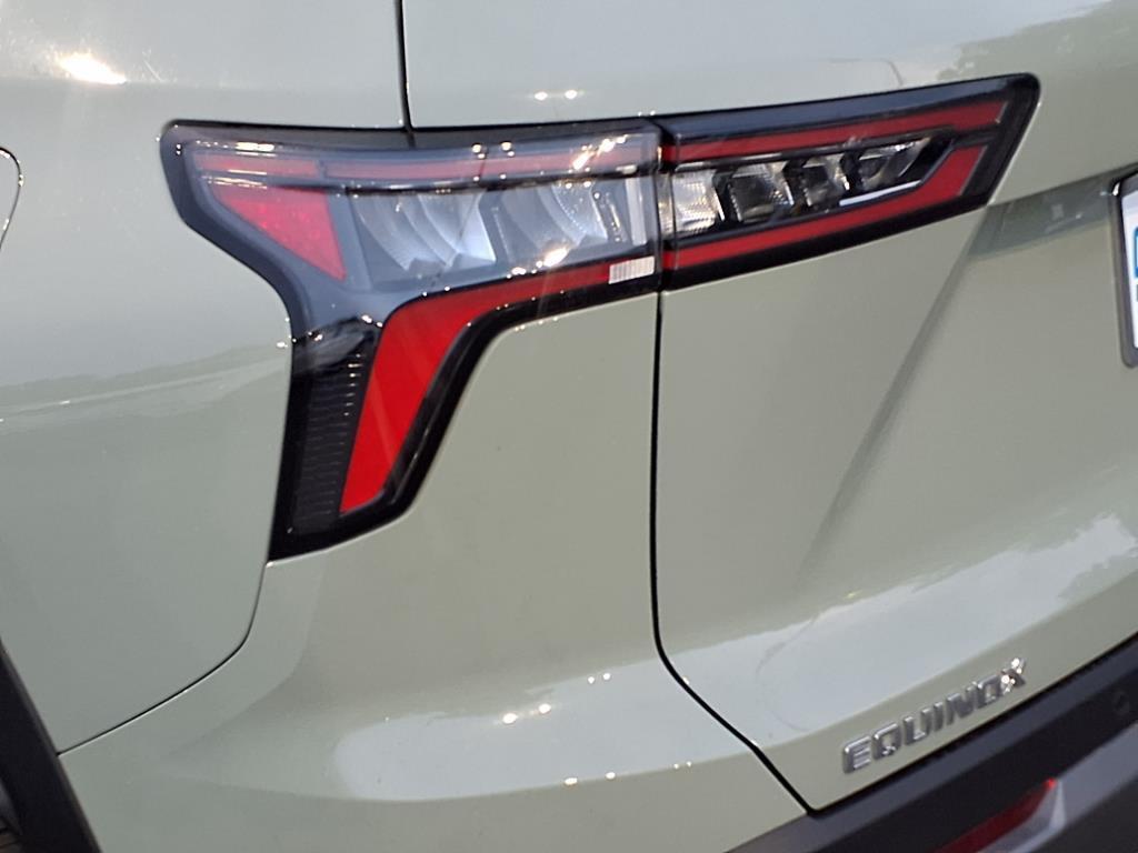 new 2026 Chevrolet Equinox car, priced at $30,185