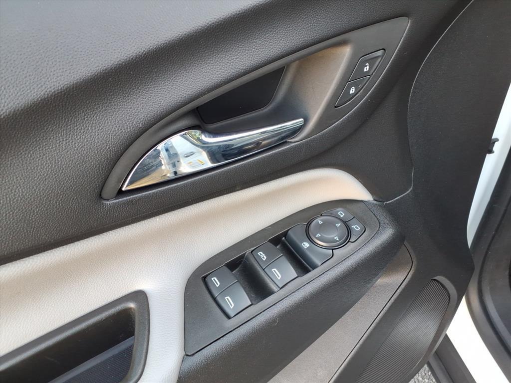 used 2023 Chevrolet Equinox car, priced at $19,992