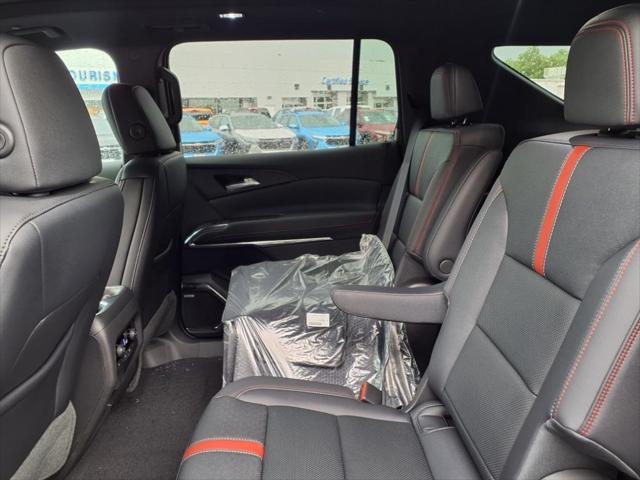 new 2025 Chevrolet Traverse car, priced at $53,470