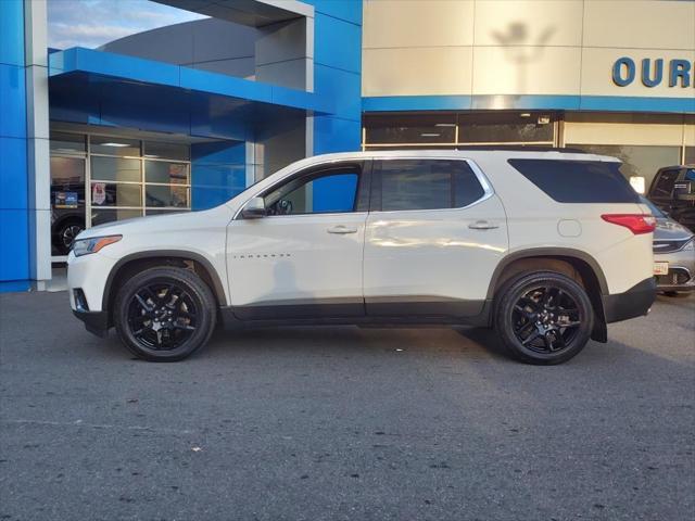 used 2021 Chevrolet Traverse car, priced at $26,158