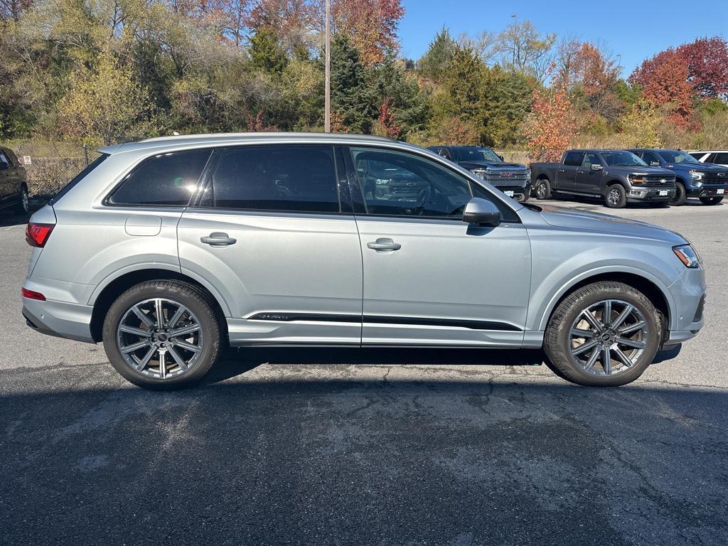 used 2023 Audi Q7 car, priced at $39,378