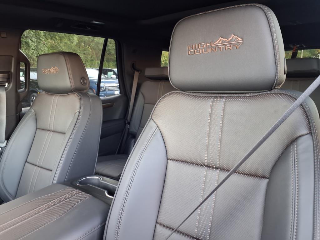 new 2025 Chevrolet Tahoe car, priced at $80,500