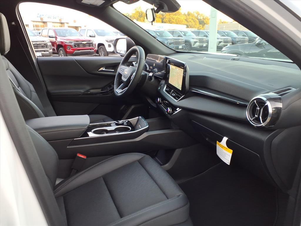 new 2026 Chevrolet Equinox car, priced at $28,765