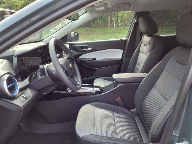 new 2025 Chevrolet Trax car, priced at $21,095