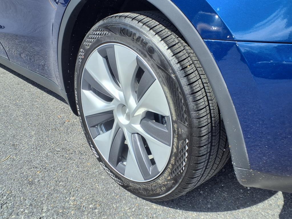 used 2024 Tesla Model Y car, priced at $31,897