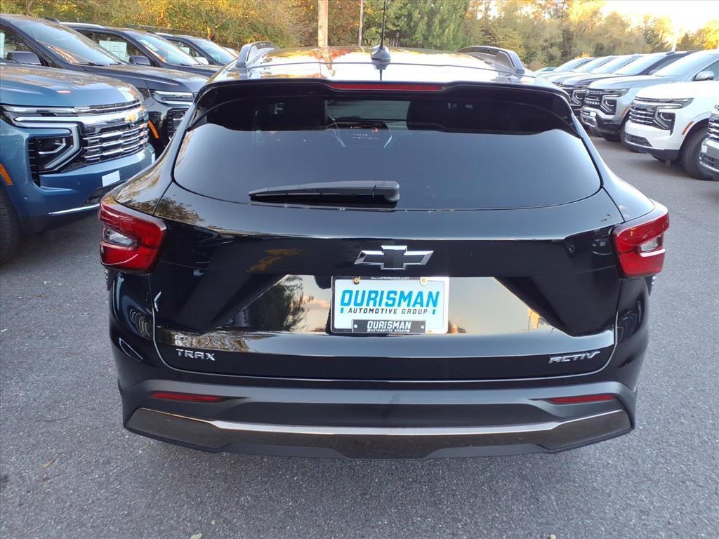 used 2024 Chevrolet Trax car, priced at $22,390