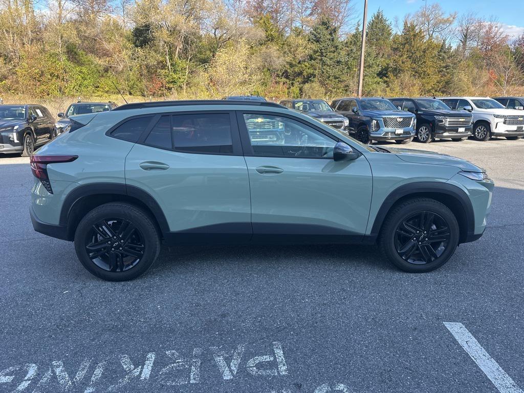 used 2025 Chevrolet Trax car, priced at $24,287