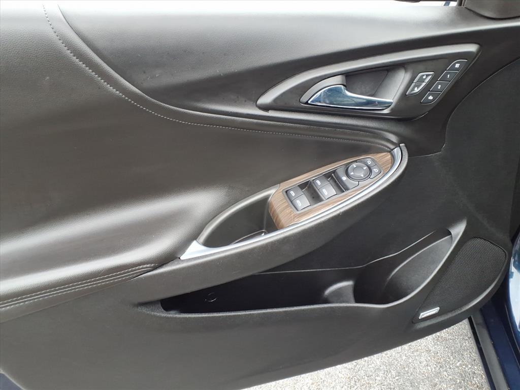 used 2021 Chevrolet Malibu car, priced at $20,246