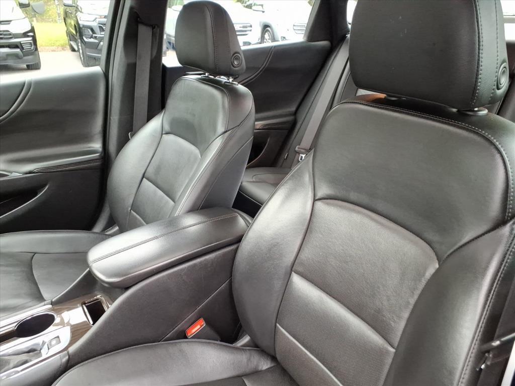 used 2021 Chevrolet Malibu car, priced at $20,246