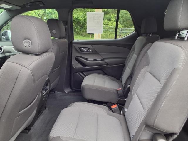 used 2023 Chevrolet Traverse car, priced at $31,171